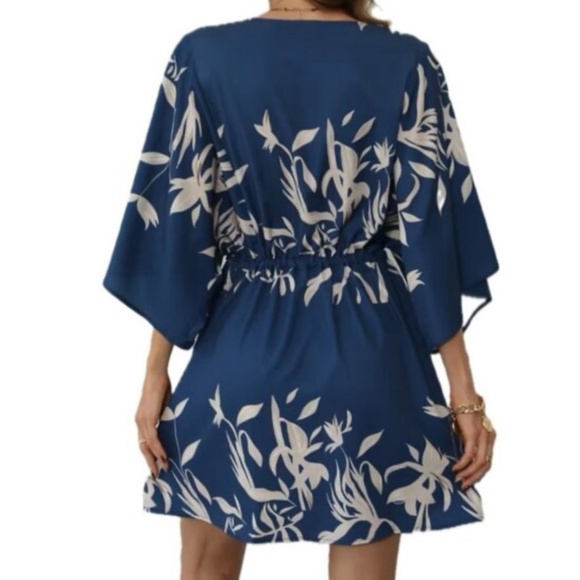 Cupshe Casual V Neck Blue & Tan Floral Dress - Picture 2 of 5